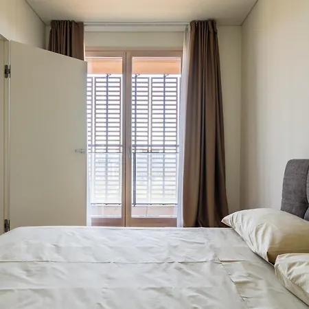 Luxury Flat With Pool Gym Spa Parking - Unit9b * Milaan